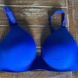 Victoria's Secret t shirt bra size 34C